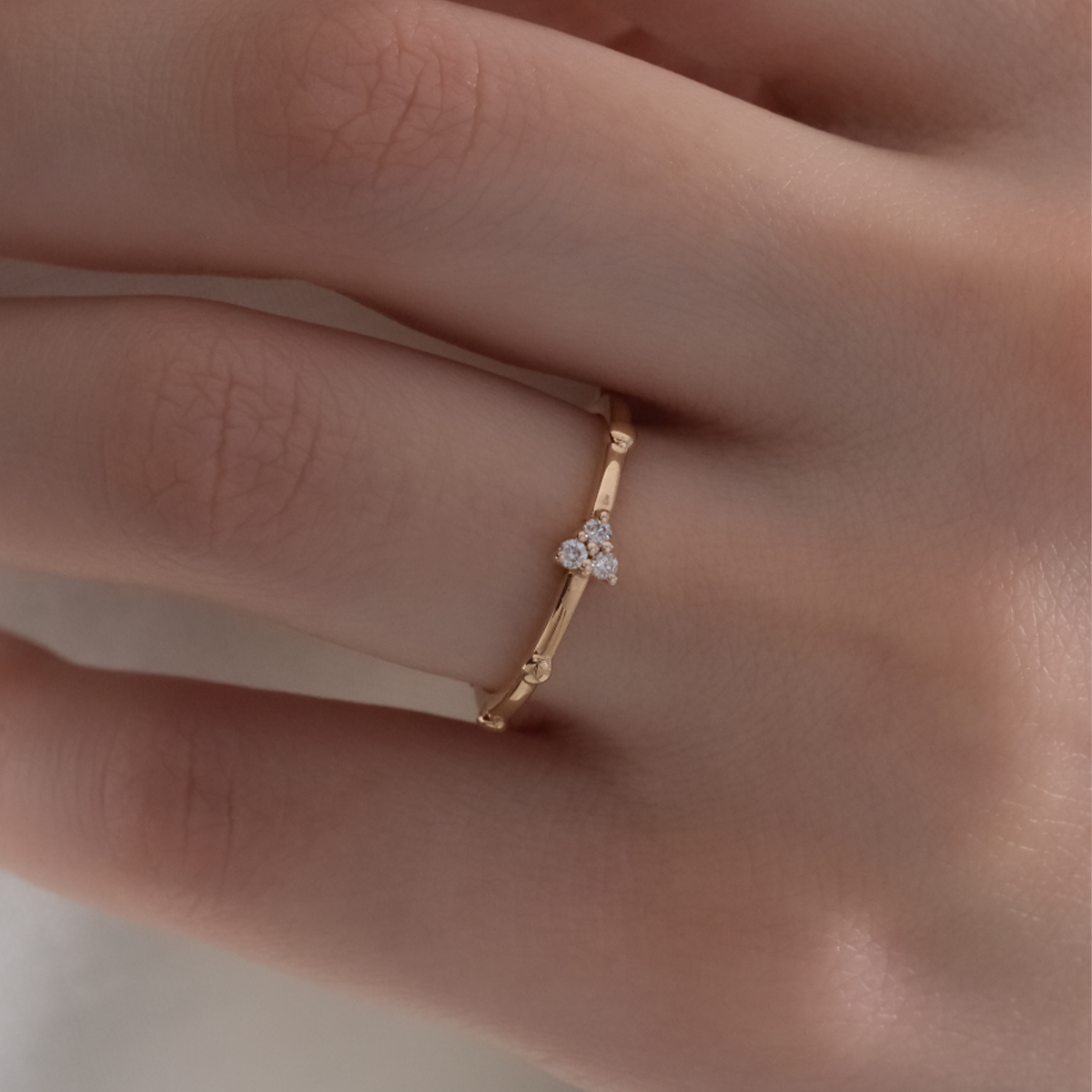 0.05 Karat Le Petite Minimal Yüzük (2)