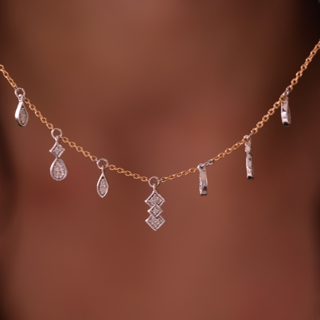 0.22 Karat Sallantılı Kolye (2)