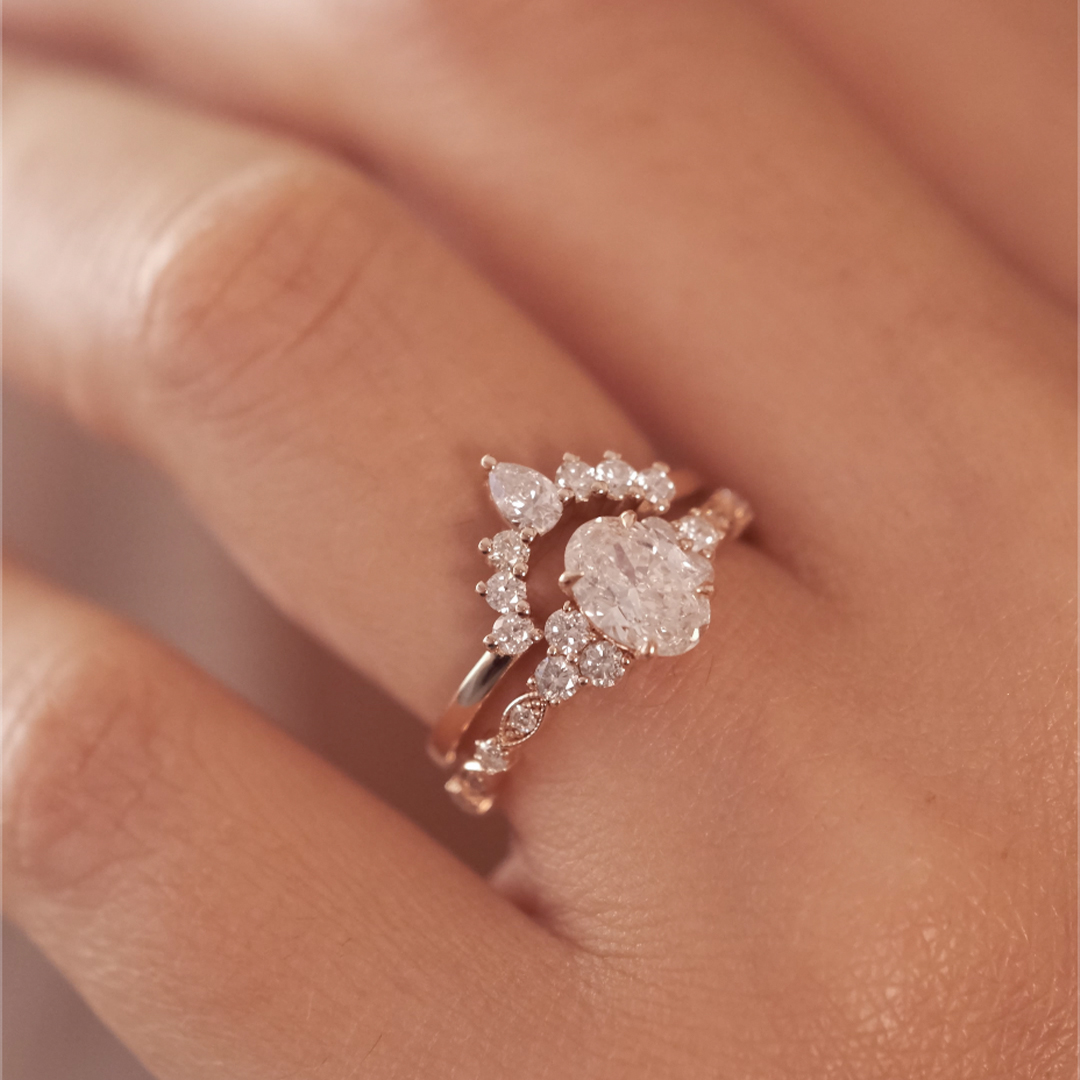 0.36 Karat Damlalı Tasarım Yüzük (2)