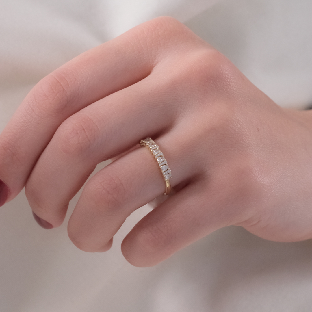 0.37 Karat Trapez Damla Pırlanta Yüzük (3)