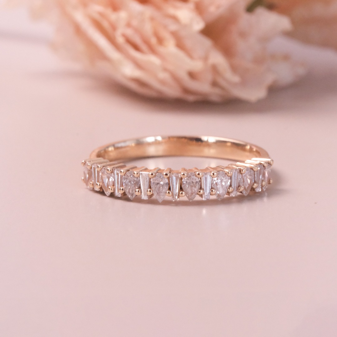 0.37 Karat Trapez Damla Pırlanta Yüzük (1)