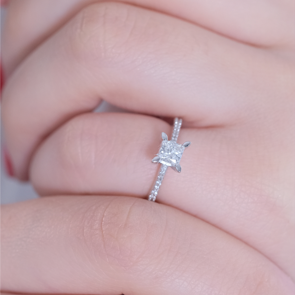 0.50 Karat Prenses Tektaş Pırlanta Yüzük (1)