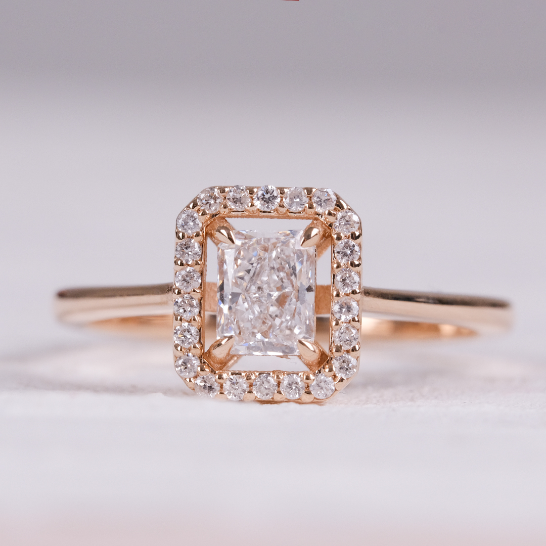 0.50 Karat Radiant Tektaş Pırlanta Yüzük (1)