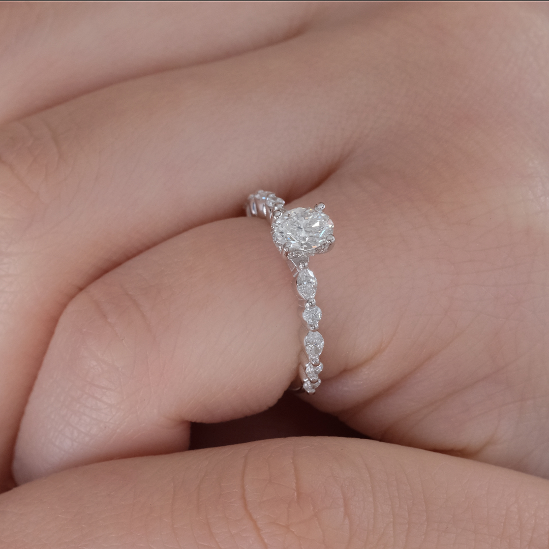 0.70 Karat Sarin Oval Pırlanta Tektaş Yüzük (3)