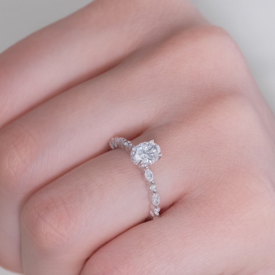 1.00 Karat Sarin Oval Tektaş Pırlanta Yüzük (2)